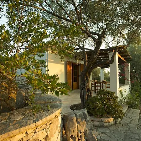 Nereidi Pool Villas Сasa de vacaciones *