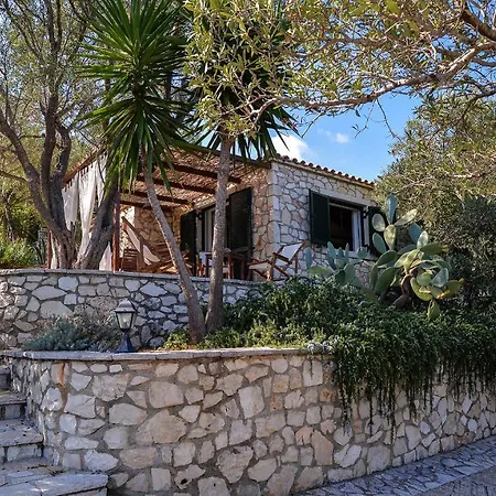 Aparthotel Nereidi Villas Porto Ozias