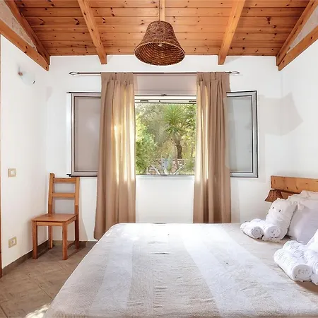 Nereidi Villas Aparthotel