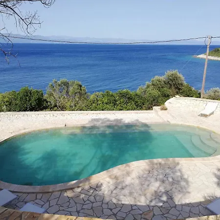 Aparthotel Nereidi Pool Villas
