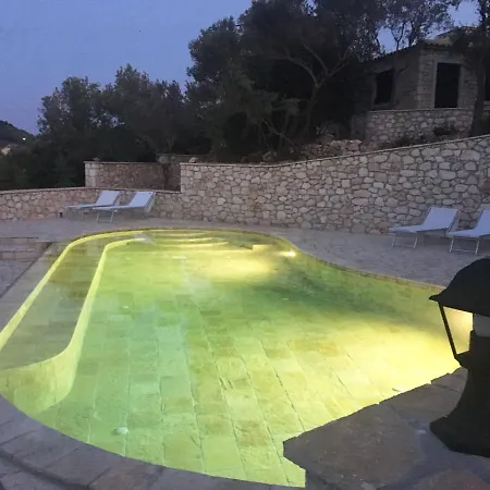 Nereidi Pool * Porto Ozias