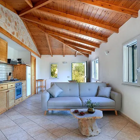 Nereidi Pool * Porto Ozias